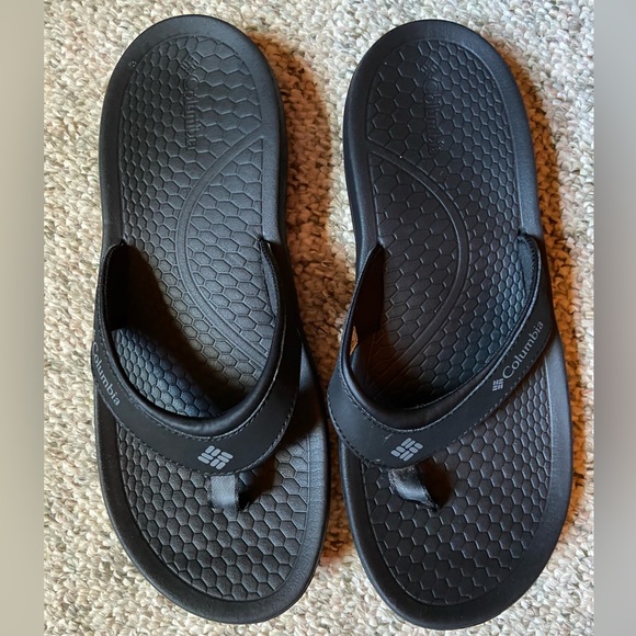 columbia flip flops amazon